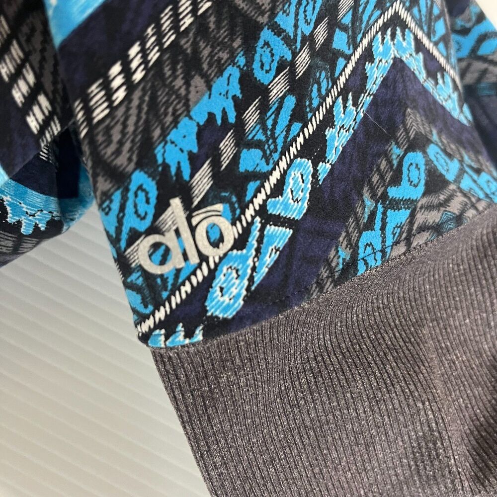 Alo Yoga Women's Blue Gray Geometric Print High Rise Leggings Size XS Yoga Gym - Picture 3 of 6